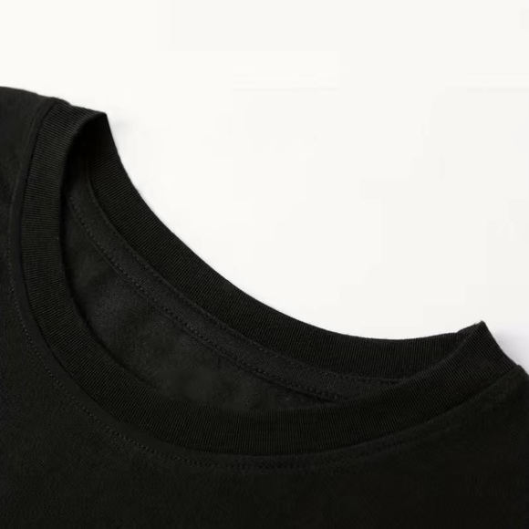 Plus Size Christmas Gift & Hat & Tree Print Round Neck Graphic T-Shirt - Picture 3 of 6